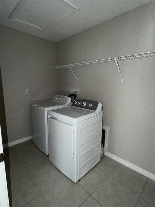 For Sale: $365,000 (5 beds, 2 baths, 2949 Square Feet)
