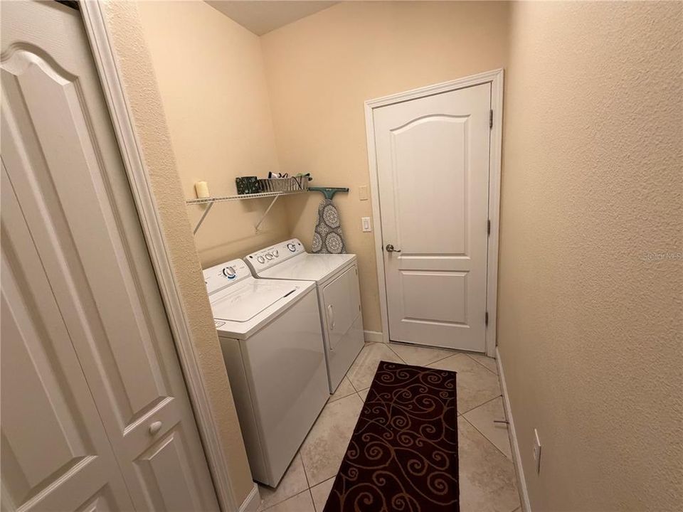 В аренду: $2,300 (4 спален, 3 ванн, 2392 Квадратных фут)