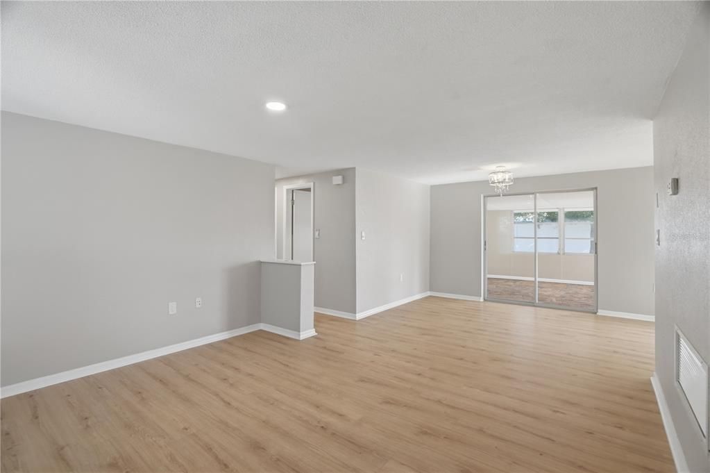 En Venta: $215,000 (2 camas, 1 baños, 846 Pies cuadrados)