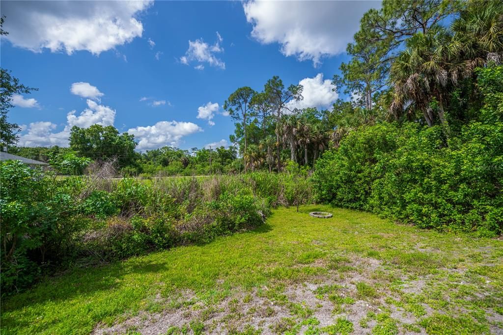 For Sale: $289,900 (3 beds, 2 baths, 1272 Square Feet)