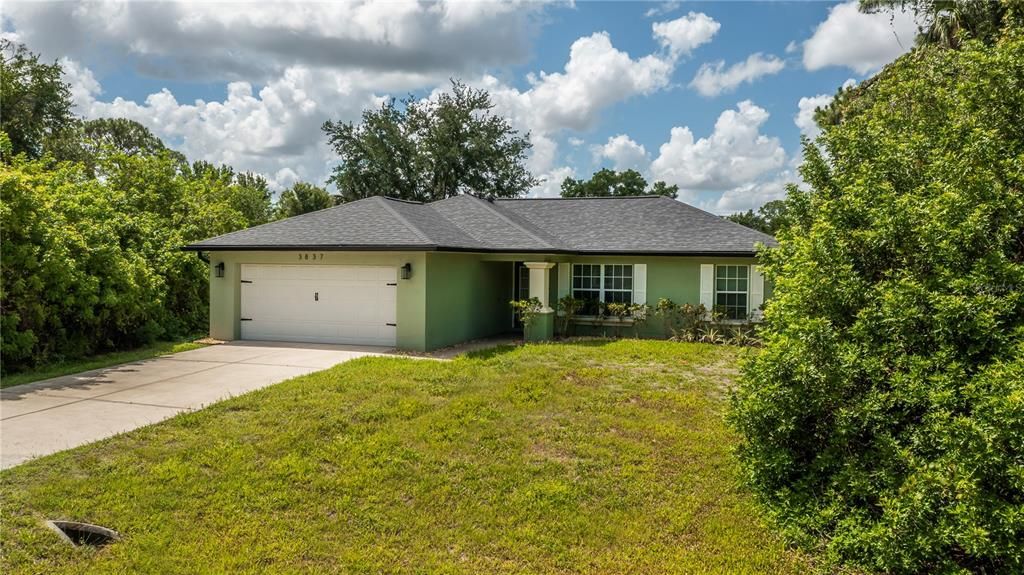 For Sale: $289,900 (3 beds, 2 baths, 1272 Square Feet)