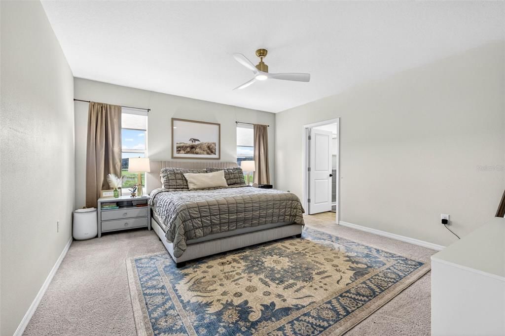 For Sale: $465,000 (5 beds, 3 baths, 2934 Square Feet)