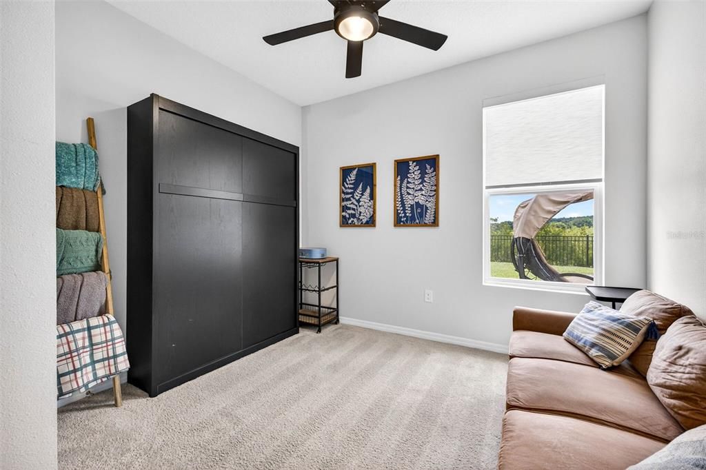 For Sale: $465,000 (5 beds, 3 baths, 2934 Square Feet)