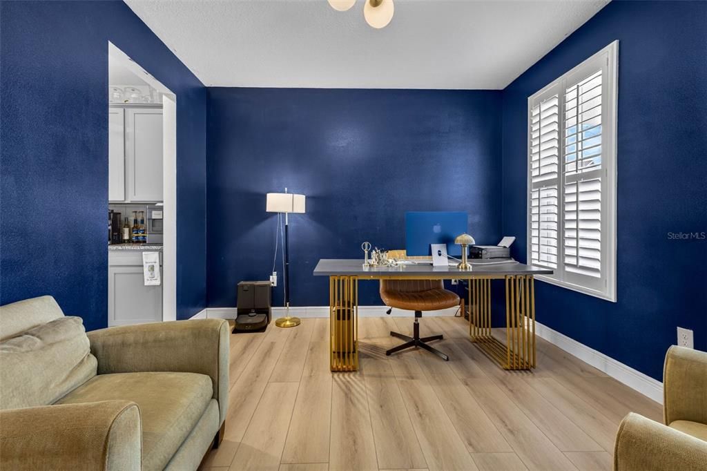 For Sale: $465,000 (5 beds, 3 baths, 2934 Square Feet)