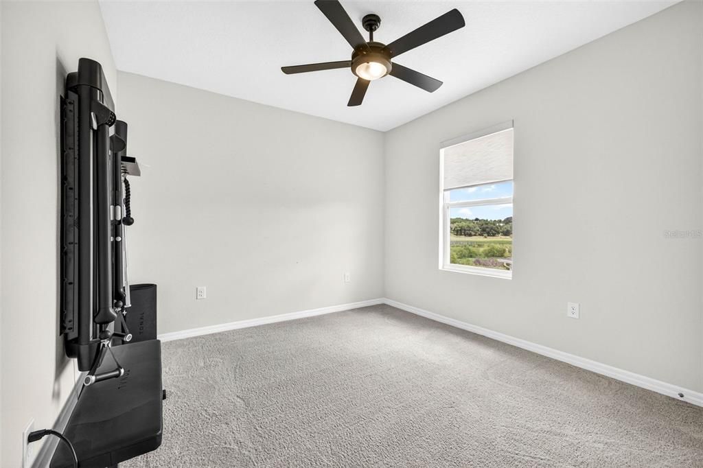 For Sale: $465,000 (5 beds, 3 baths, 2934 Square Feet)