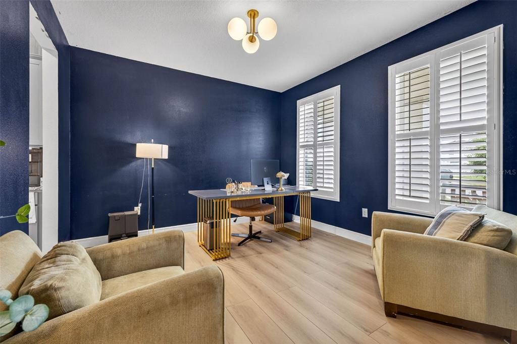 For Sale: $465,000 (5 beds, 3 baths, 2934 Square Feet)