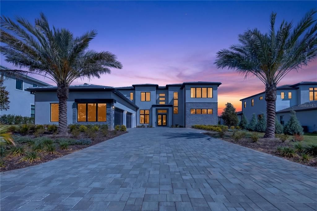 For Sale: $4,200,000 (5 beds, 5 baths, 5855 Square Feet)