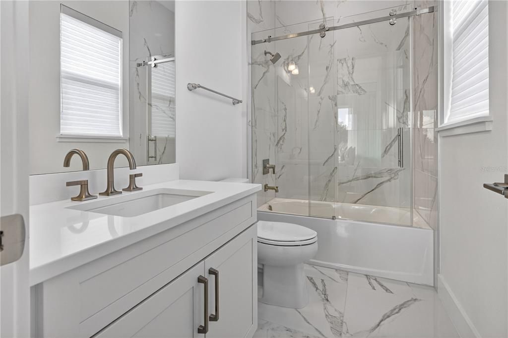 For Sale: $4,200,000 (5 beds, 5 baths, 5855 Square Feet)