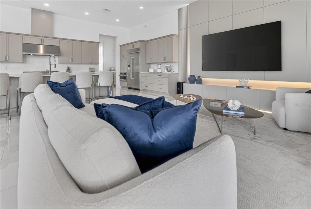 For Sale: $4,200,000 (5 beds, 5 baths, 5855 Square Feet)