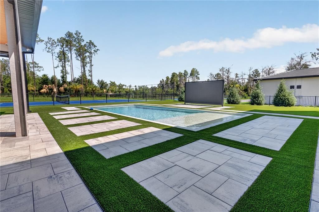 For Sale: $4,200,000 (5 beds, 5 baths, 5855 Square Feet)