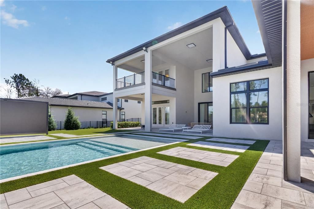 For Sale: $4,200,000 (5 beds, 5 baths, 5855 Square Feet)