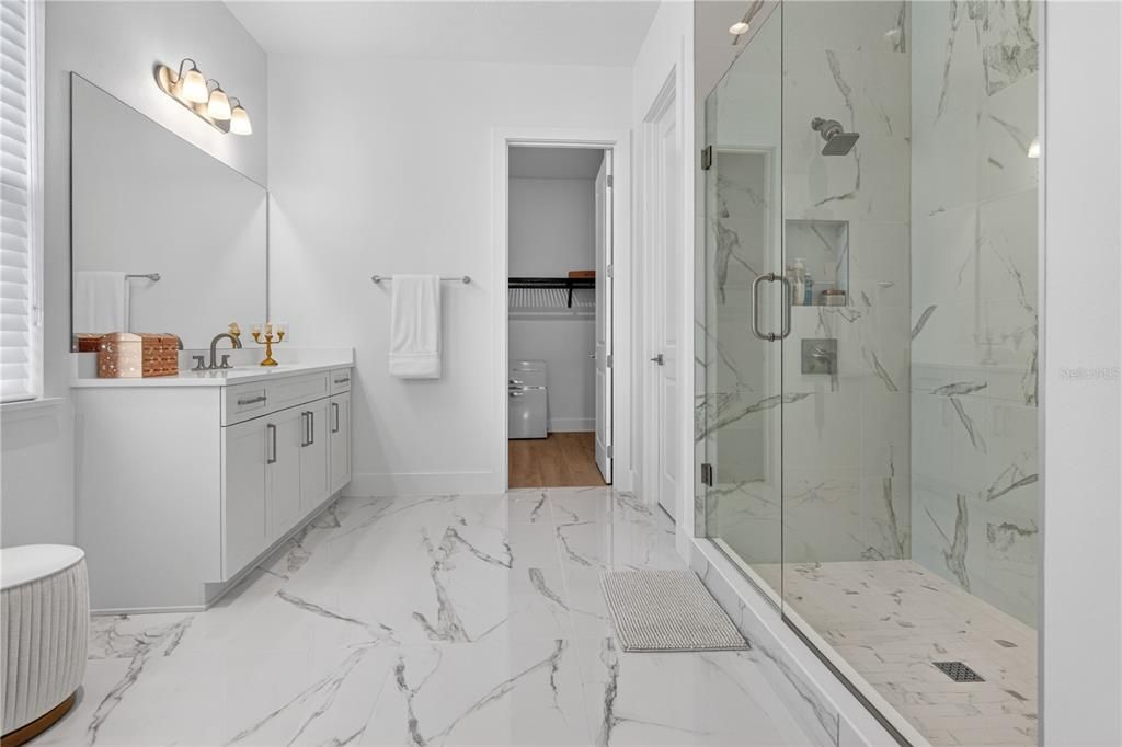 For Sale: $4,200,000 (5 beds, 5 baths, 5855 Square Feet)