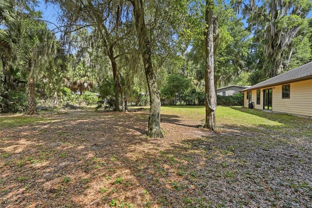 For Sale: $275,000 (3 beds, 2 baths, 1632 Square Feet)