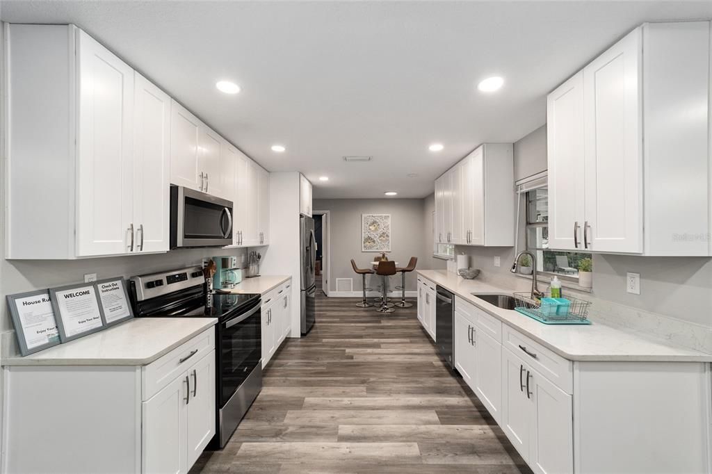 For Sale: $399,999 (4 beds, 2 baths, 2128 Square Feet)