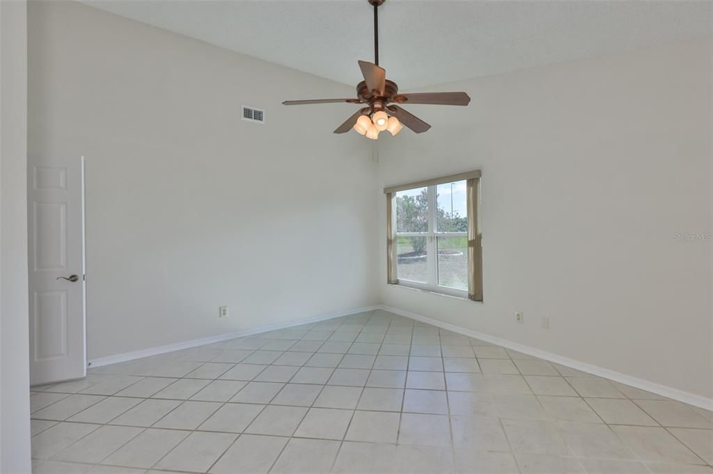 For Sale: $324,900 (3 beds, 2 baths, 1797 Square Feet)
