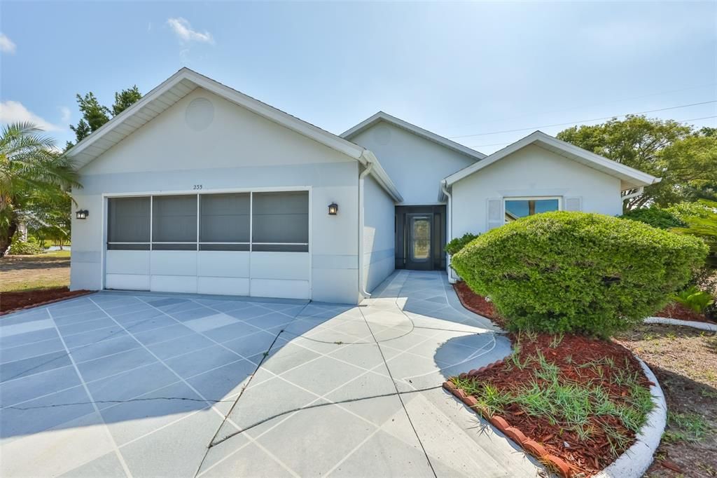 For Sale: $324,900 (3 beds, 2 baths, 1797 Square Feet)