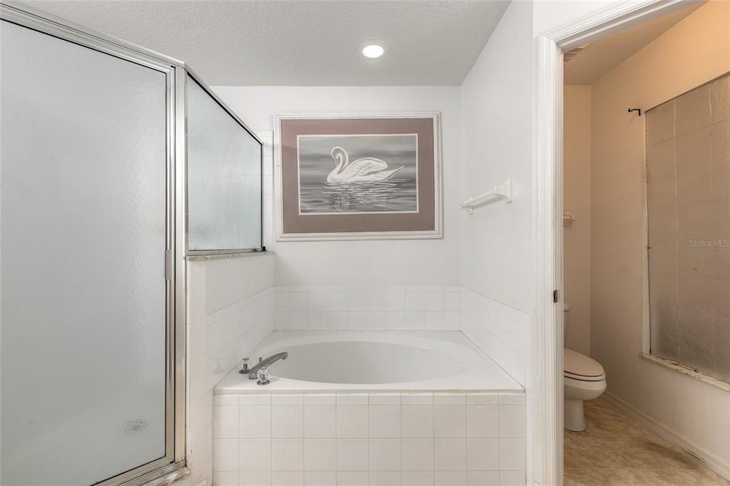 En Venta: $325,000 (3 camas, 2 baños, 1810 Pies cuadrados)