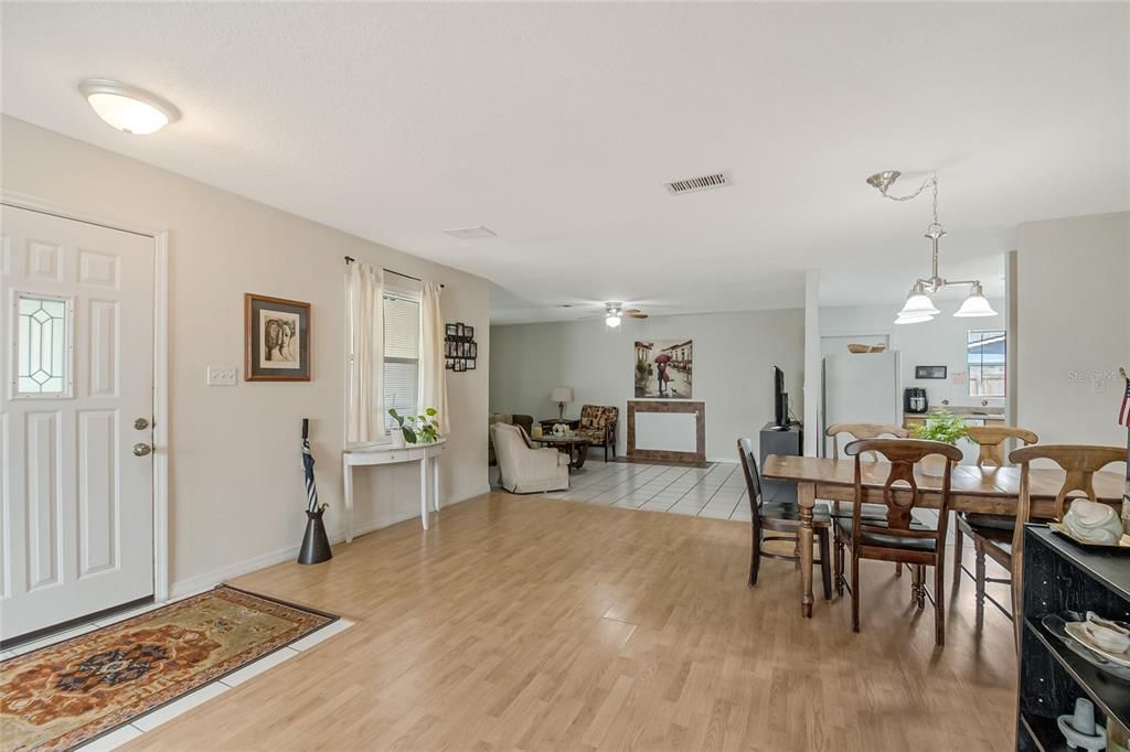 For Sale: $309,900 (4 beds, 2 baths, 1839 Square Feet)