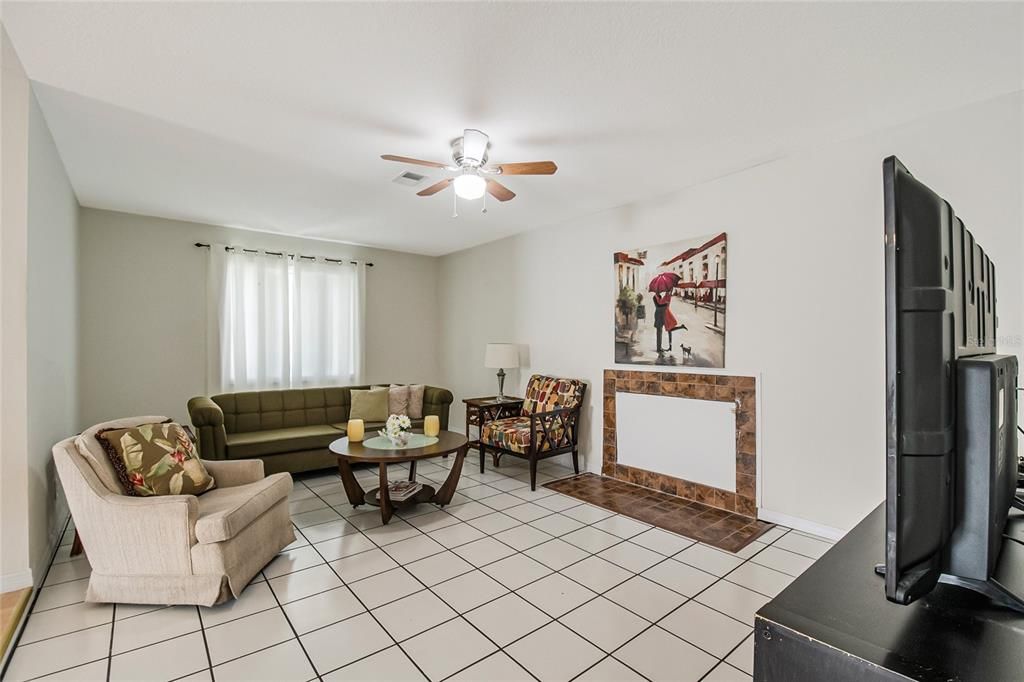 For Sale: $309,900 (4 beds, 2 baths, 1839 Square Feet)