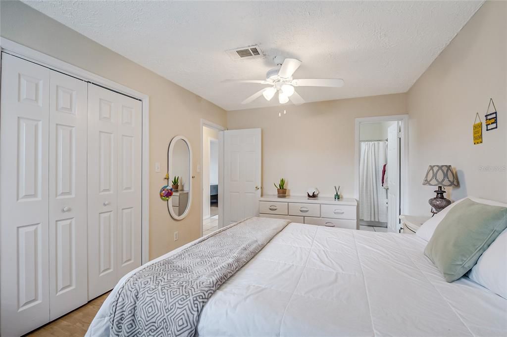 For Sale: $309,900 (4 beds, 2 baths, 1839 Square Feet)