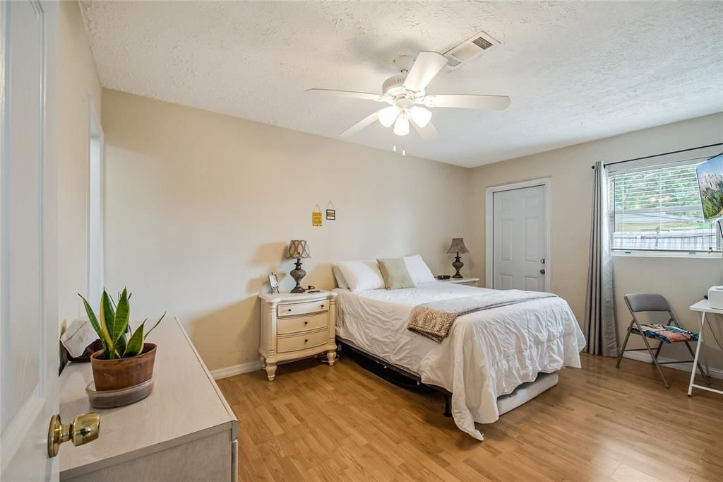 For Sale: $309,900 (4 beds, 2 baths, 1839 Square Feet)
