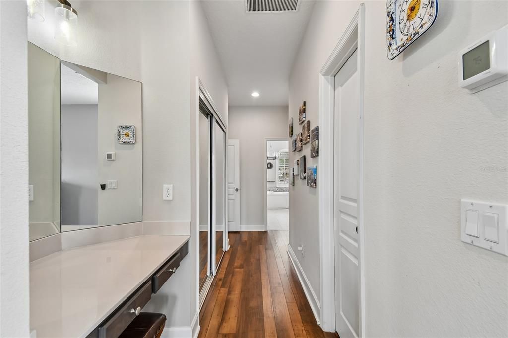 For Sale: $875,000 (6 beds, 3 baths, 3492 Square Feet)