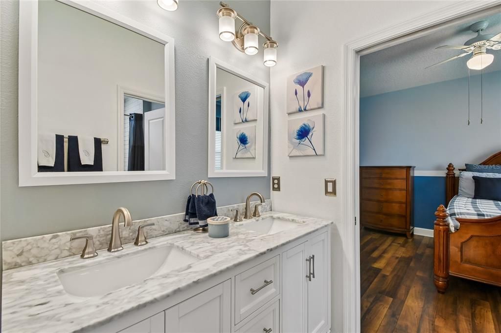 For Sale: $875,000 (6 beds, 3 baths, 3492 Square Feet)
