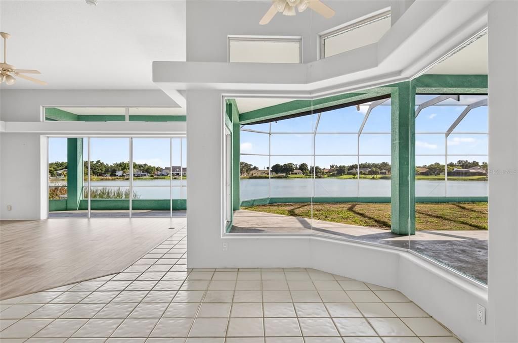 En Venta: $725,000 (4 camas, 4 baños, 3684 Pies cuadrados)