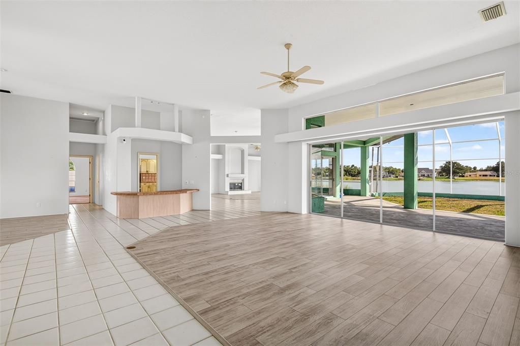 En Venta: $725,000 (4 camas, 4 baños, 3684 Pies cuadrados)