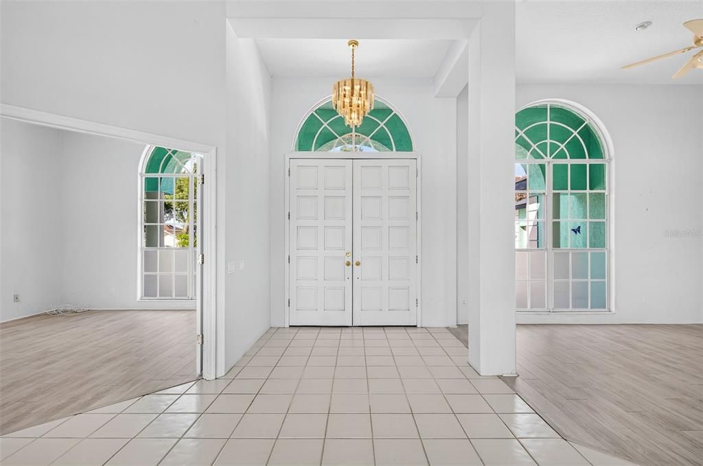 En Venta: $725,000 (4 camas, 4 baños, 3684 Pies cuadrados)