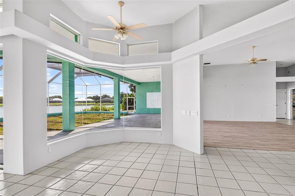 En Venta: $725,000 (4 camas, 4 baños, 3684 Pies cuadrados)