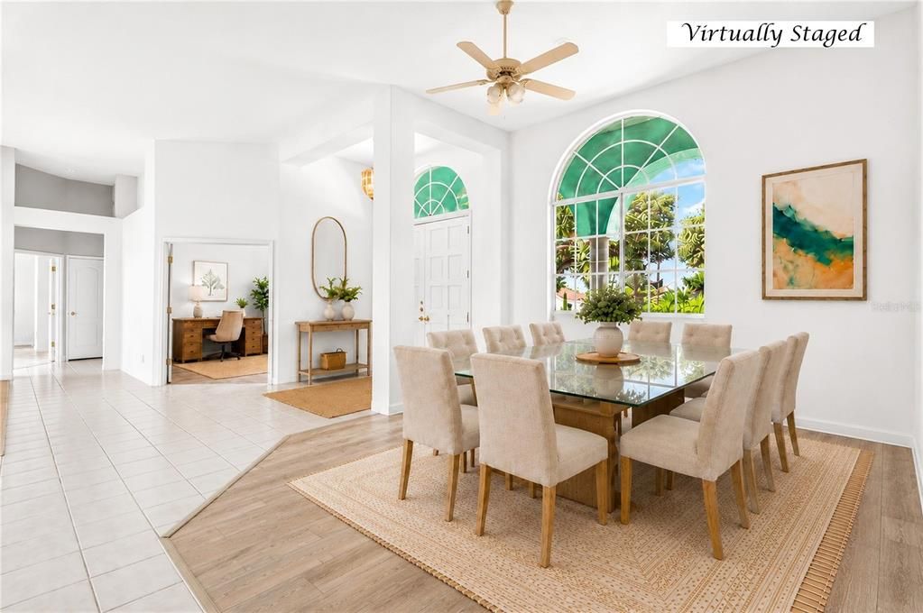 En Venta: $725,000 (4 camas, 4 baños, 3684 Pies cuadrados)