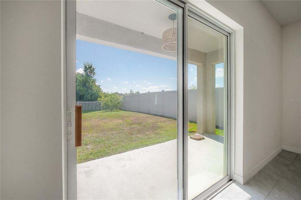 For Rent: $2,500 (3 beds, 2 baths, 1516 Square Feet)