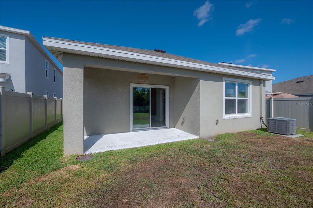 For Rent: $2,500 (3 beds, 2 baths, 1516 Square Feet)
