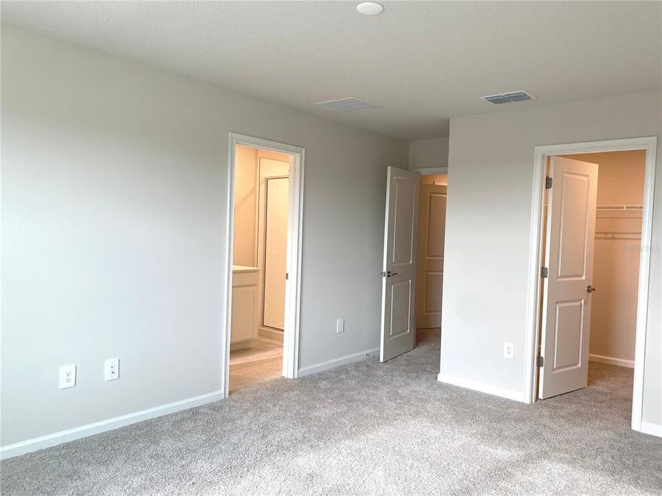 For Rent: $2,600 (3 beds, 2 baths, 1691 Square Feet)