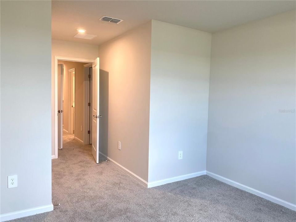 For Rent: $2,600 (3 beds, 2 baths, 1691 Square Feet)