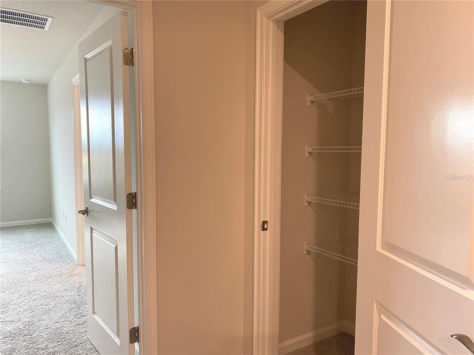 For Rent: $2,600 (3 beds, 2 baths, 1691 Square Feet)