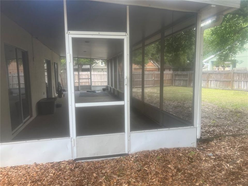 Activo con contrato: $295,000 (4 camas, 2 baños, 2021 Pies cuadrados)