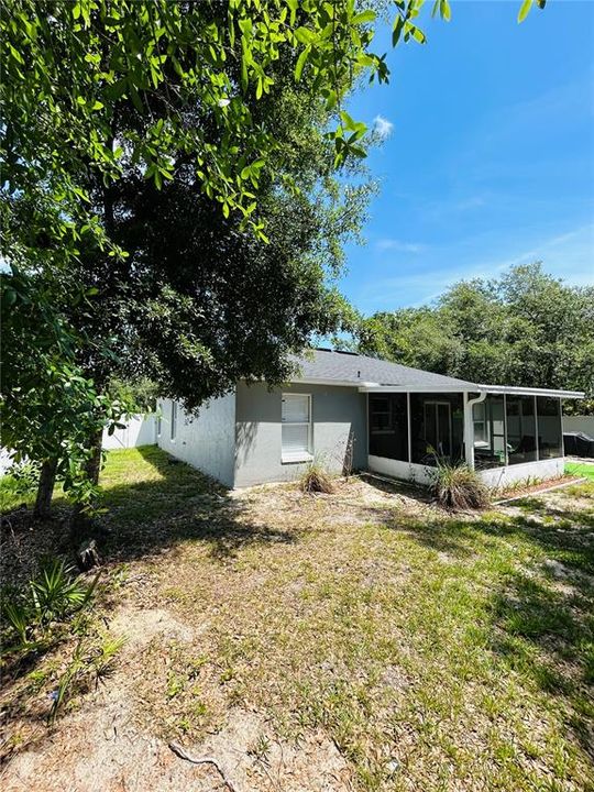 Activo con contrato: $249,900 (4 camas, 2 baños, 1188 Pies cuadrados)