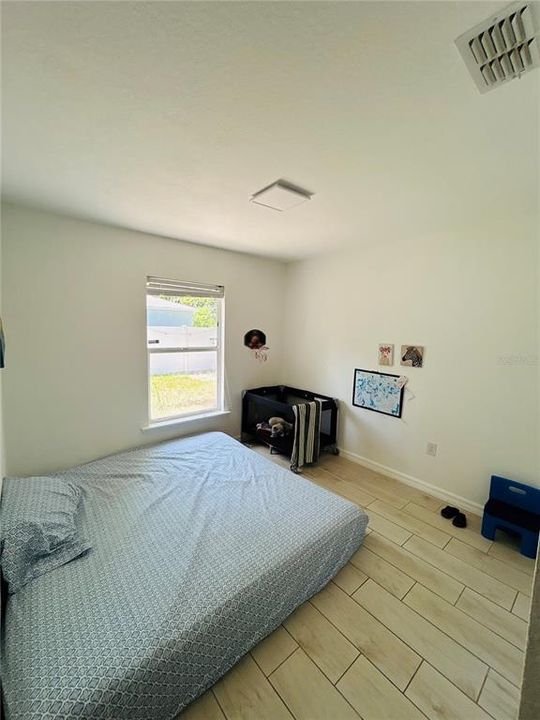 Activo con contrato: $249,900 (4 camas, 2 baños, 1188 Pies cuadrados)