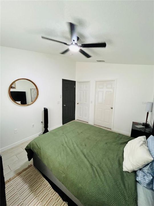 Activo con contrato: $249,900 (4 camas, 2 baños, 1188 Pies cuadrados)