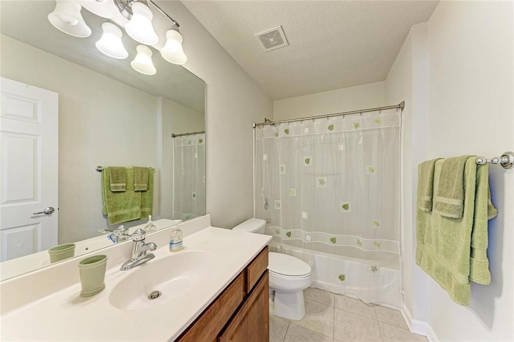 Active With Contract: $425,000 (4 beds, 2 baths, 2435 Square Feet)