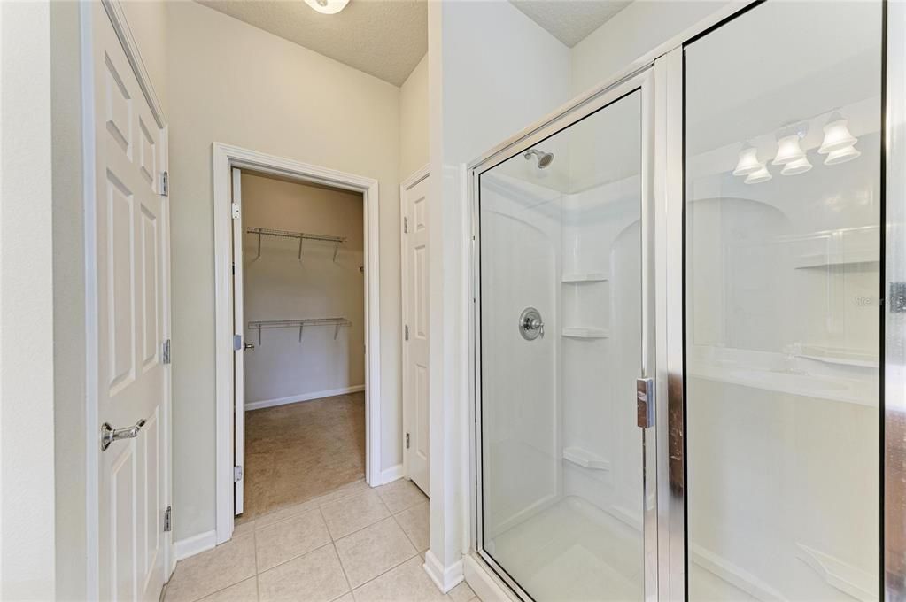 Active With Contract: $425,000 (4 beds, 2 baths, 2435 Square Feet)