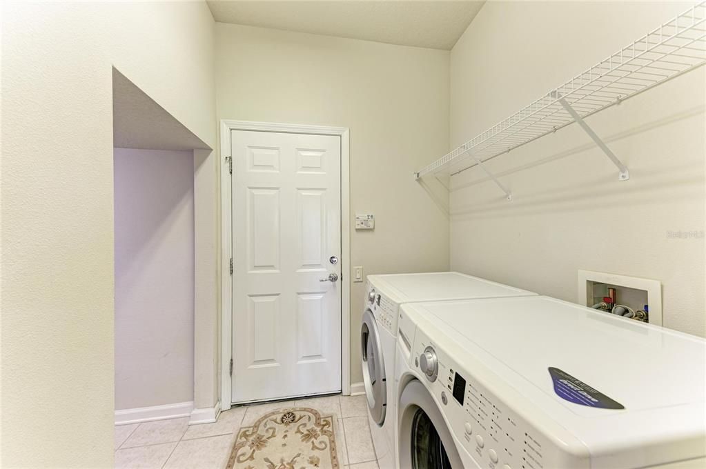Active With Contract: $425,000 (4 beds, 2 baths, 2435 Square Feet)