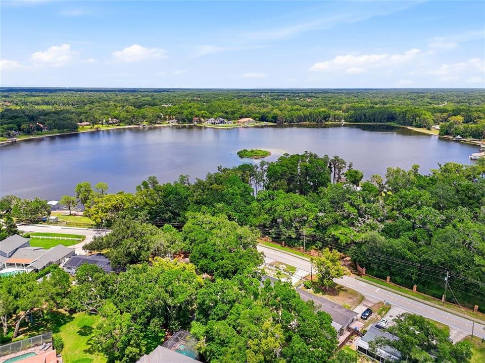 For Sale: $759,900 (4 beds, 3 baths, 2696 Square Feet)