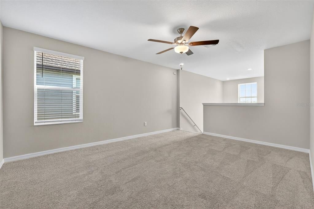 Active With Contract: $389,000 (5 beds, 2 baths, 2415 Square Feet)