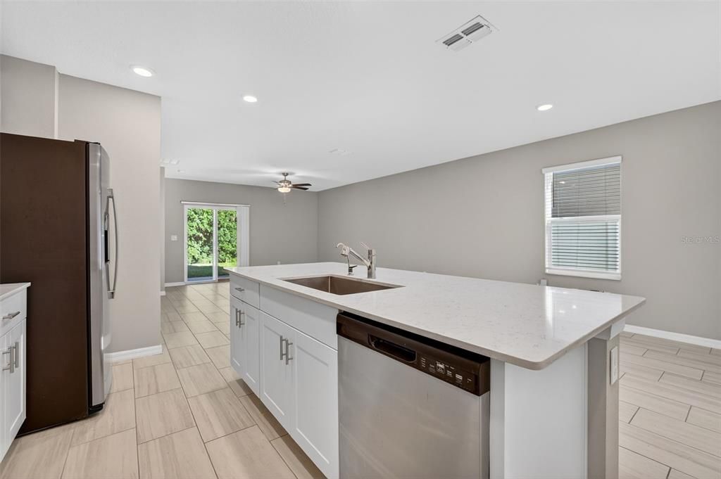 Active With Contract: $389,000 (5 beds, 2 baths, 2415 Square Feet)