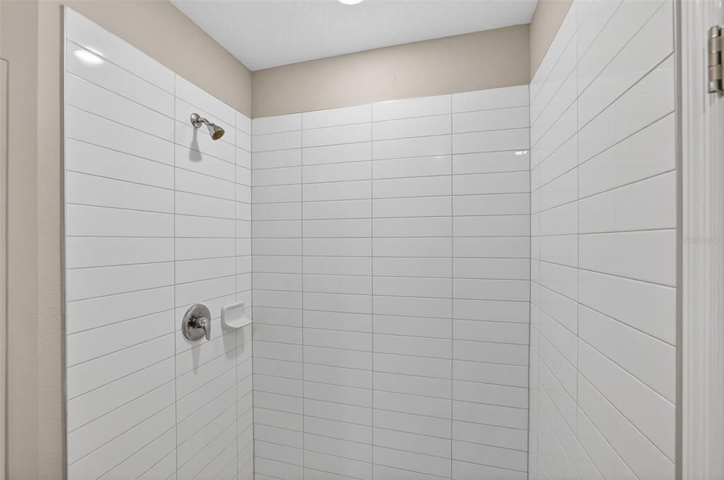 Active With Contract: $389,000 (5 beds, 2 baths, 2415 Square Feet)