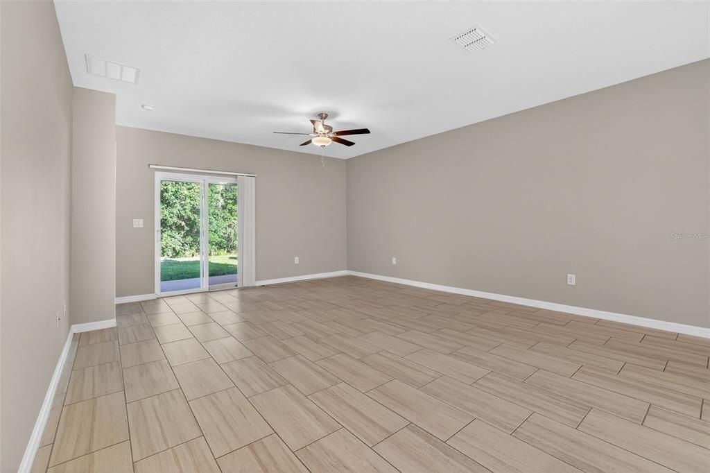 Active With Contract: $389,000 (5 beds, 2 baths, 2415 Square Feet)