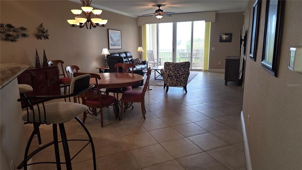 For Rent: $2,900 (3 beds, 2 baths, 1939 Square Feet)